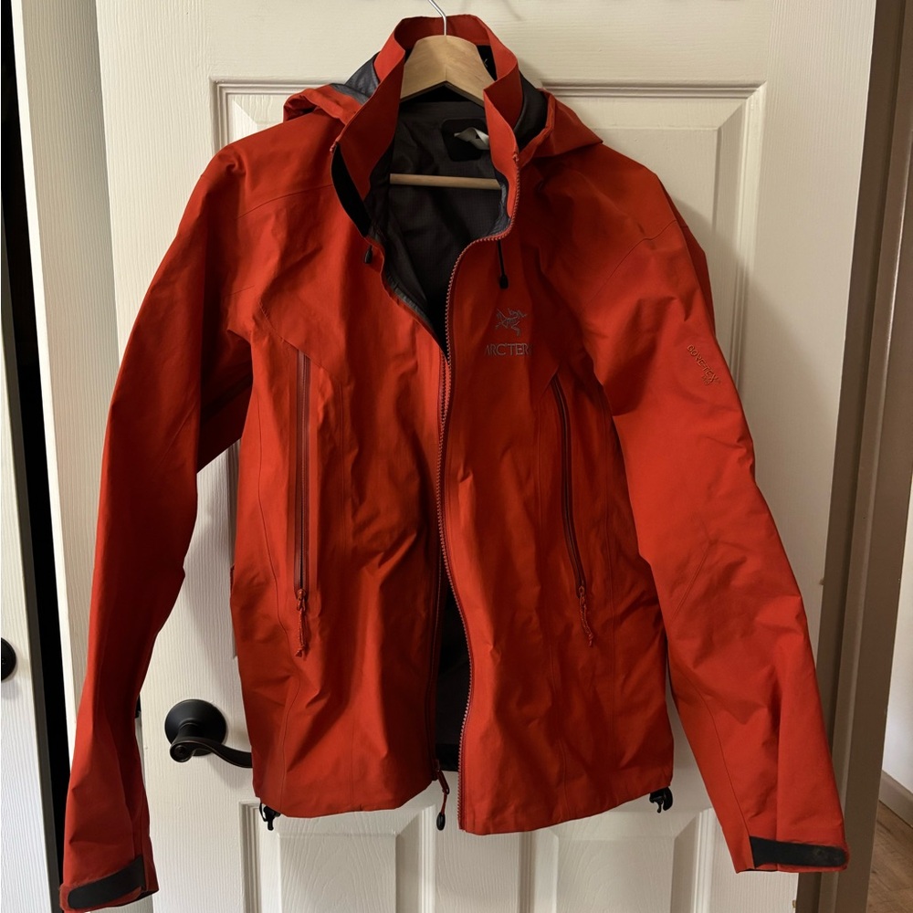 Arc'teryx Beta AR Waterproof Shell Jacket S